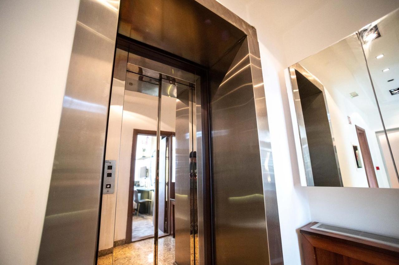 Natali Luxury Suites- Mini Rooms Beograd Eksteriør bilde